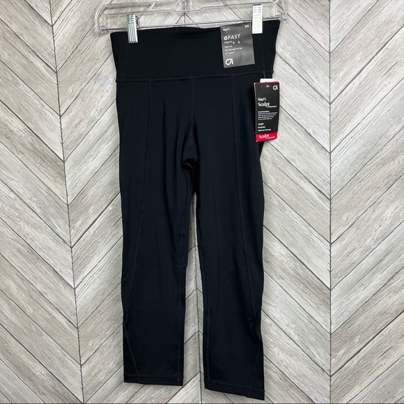 NWT GapFit High Rise Capris in Sculpt Revolution Xs - Picture 1 of 11